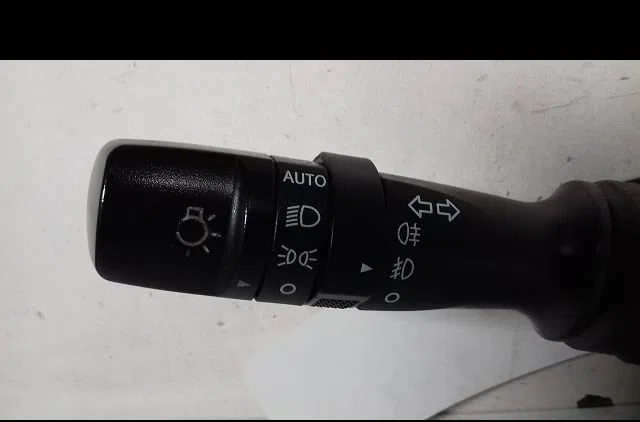 Bloc commodos Hyundai Ix20 (JC) 1.6 crdi (2011-2019) occasion