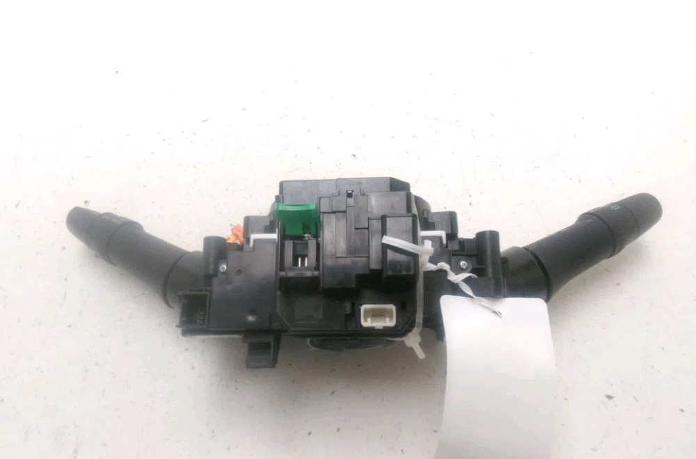 Bloc commodos Mitsubishi ASX (GA_W_) 1.6 mivec (ga1w) (2010) occasion