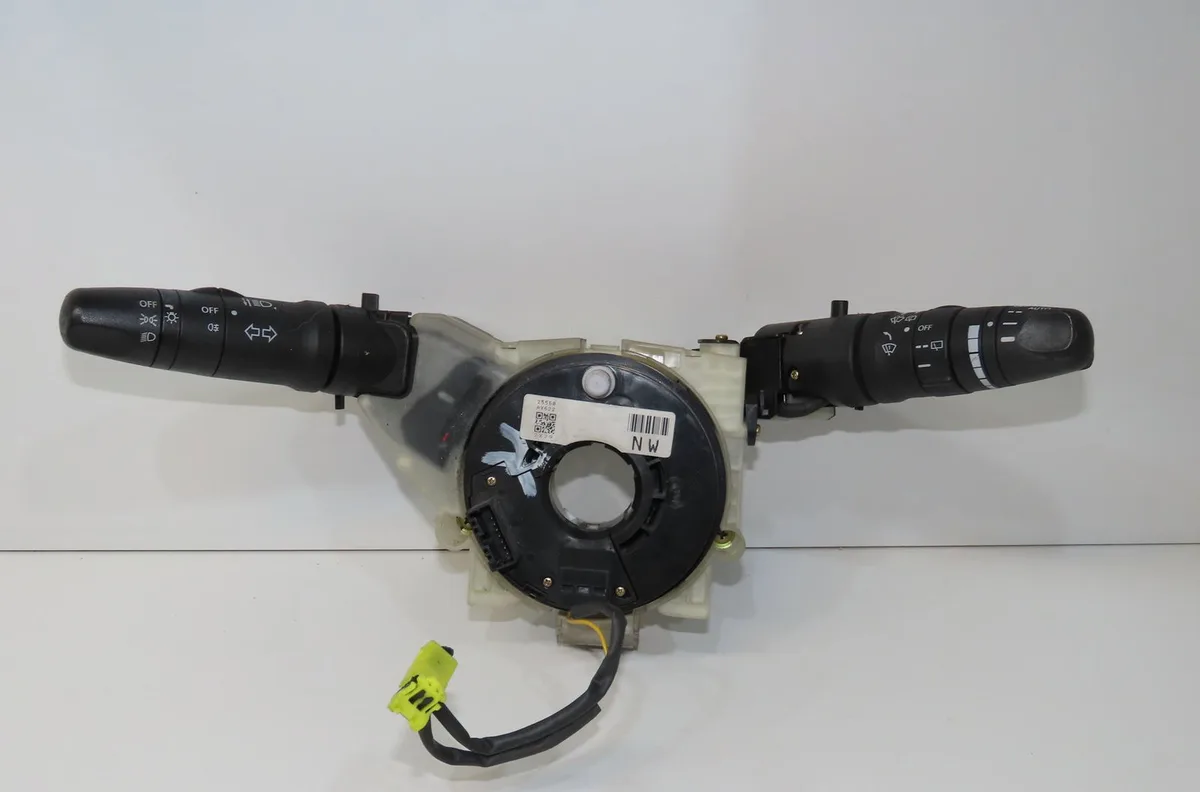 Bloc commodos Nissan MICRA III (K12) 1.5 dci (2003-2010) occasion