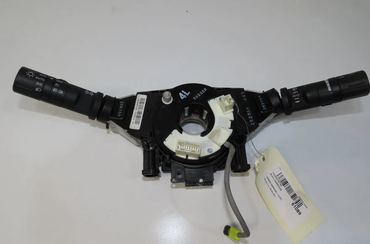 Bloc commodos Nissan QASHQAI - QASHQAI 2 I (J10, NJ10, JJ10E) 1.6 dci traction intégrale (2011-2013) occasion