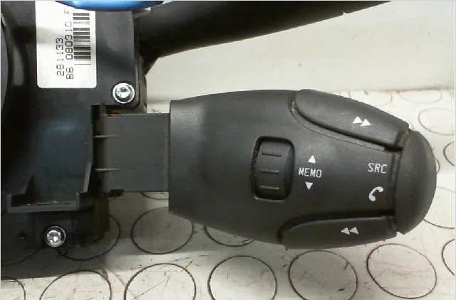 Bloc commodos Peugeot 207-207 (WA_, WC_) 1.4 16v (2006-2013) 3 portes occasion
