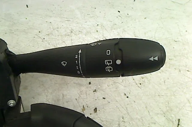 Bloc commodos Peugeot 207-207 (WA_, WC_) 1.4 hdi (2006-2015) 5 portes occasion