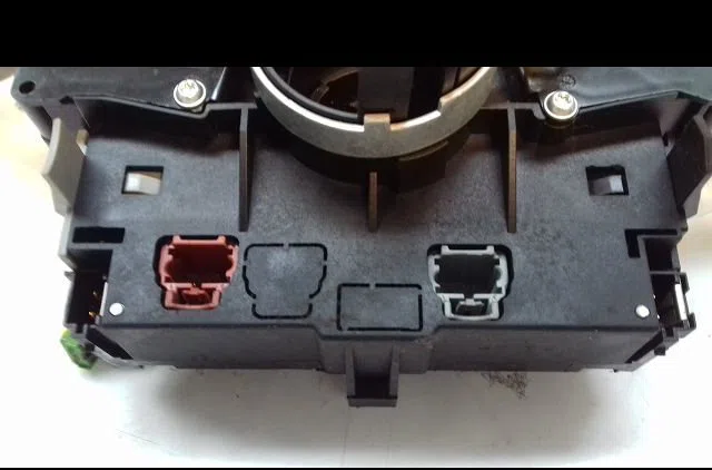 Bloc commodos Peugeot 207-207 (WA_, WC_) 1.4 hdi (2006-2015) 5 portes occasion