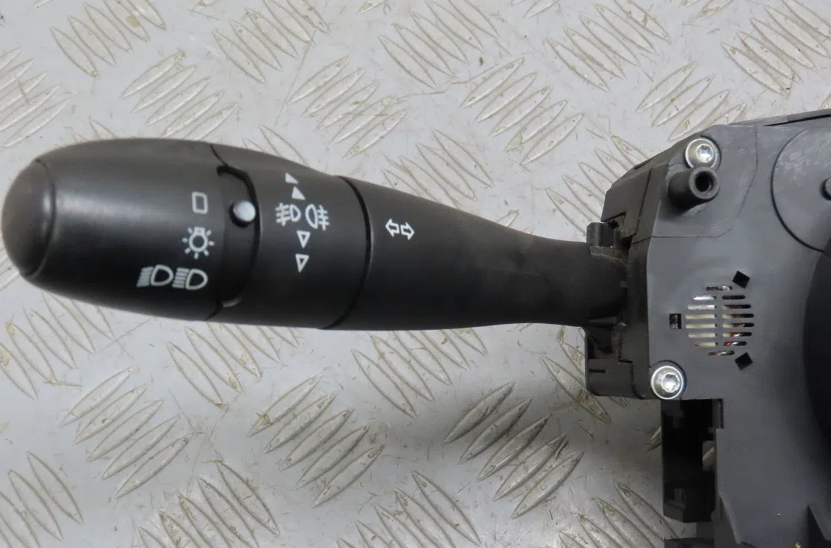 Bloc commodos Peugeot 207-207 (WA_, WC_) 1.4 hdi (2006-2015) 5 portes occasion