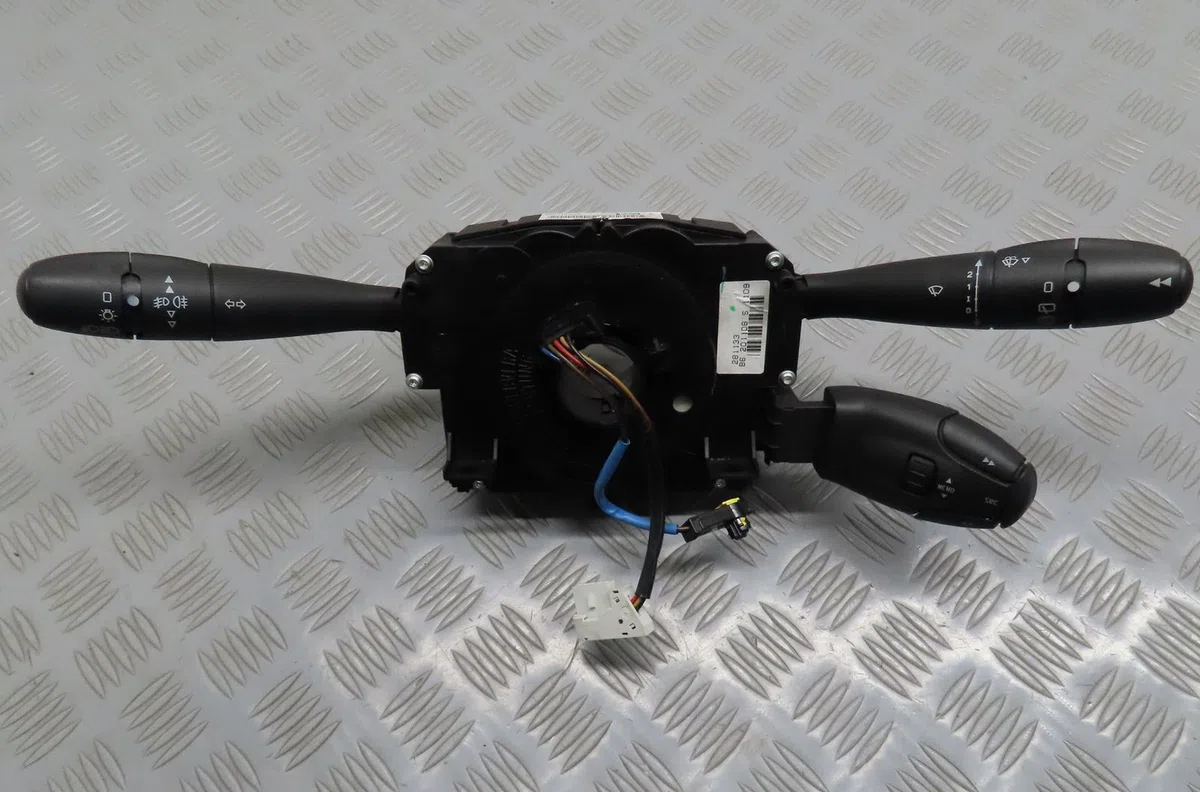 Bloc commodos Peugeot 207-207 (WA_, WC_) 1.6 hdi (2006-2013) 5 portes occasion