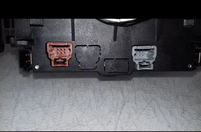 Bloc commodos Peugeot 207-207 (WA_, WC_) 1.6 hdi (2006-2013) 5 portes occasion