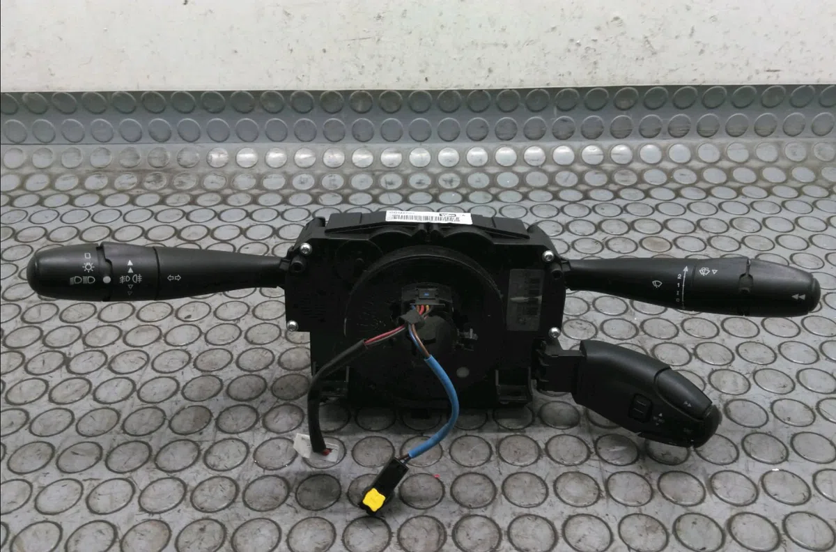 Bloc commodos Peugeot 207 CC (WD_) 1.6 hdi (2007-2015) occasion