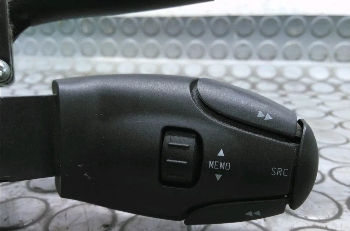 Bloc commodos Peugeot 207 CC (WD_) 1.6 hdi (2007-2015) occasion