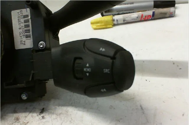 Bloc commodos PEUGEOT 207 Phase 1 01-2006--06-2009 1.4 HDI 70ch occasion