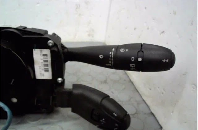 Bloc commodos Peugeot 207 SW (WK_) 1.6 hdi (2007-2012) 5 portes occasion