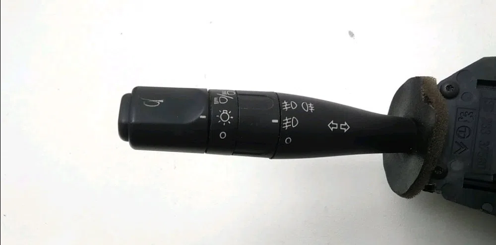 Bloc commodos Peugeot 306 3-5 portes (7A, 7C, N3, N5) 1.4 (1993-2001) 5 portes occasion