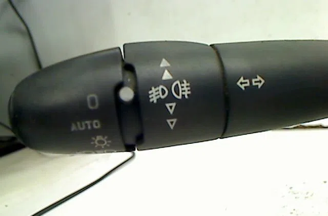 Bloc commodos Peugeot 307 (3A-C) 1.6 hdi (2005-2009) 5 portes occasion