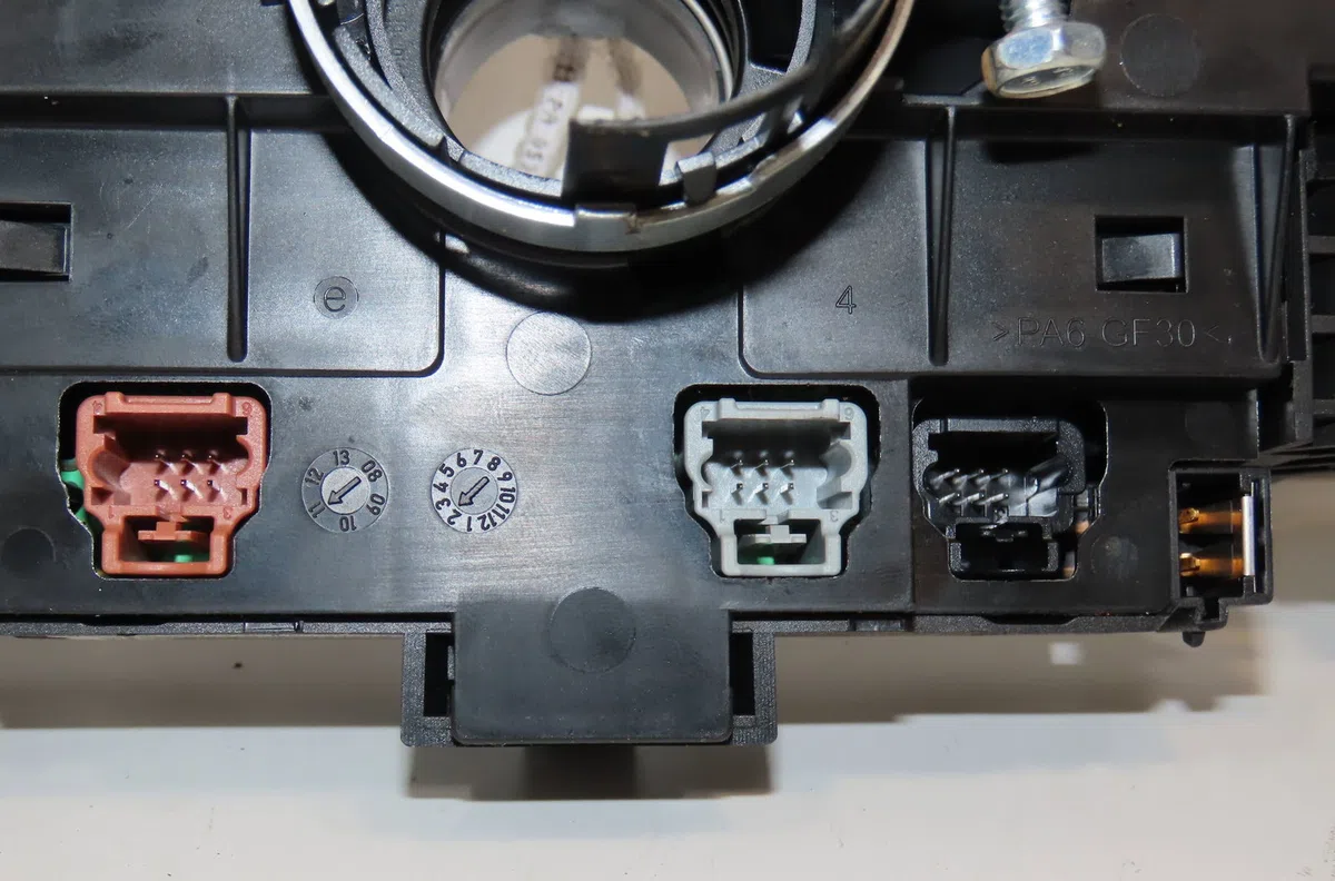 Bloc commodos Peugeot 308 I (4A_, 4C_) 1.6 hdi (2007-2014) 5 portes occasion