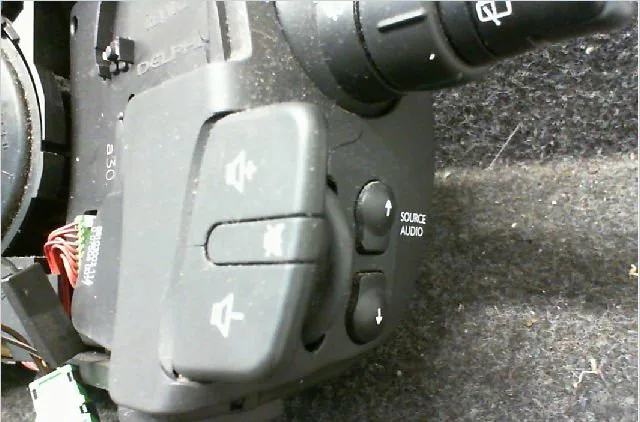 Bloc commodos Renault CLIO III (BR0-1, CR0-1) 1.5 dci (c-br0g, c-br1g) (2005-2012) 5 portes occasion