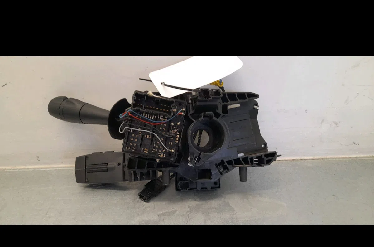 Bloc commodos RENAULT CLIO IV  1.5 DCI 90ch occasion