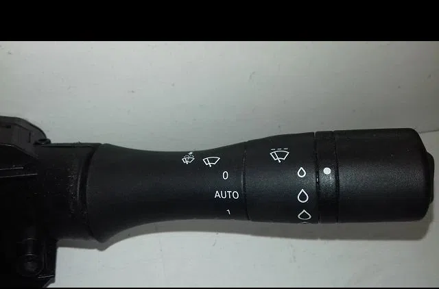 Bloc commodos Renault FLUENCE (L3_) 1.5 dci (l30a) (2010) occasion