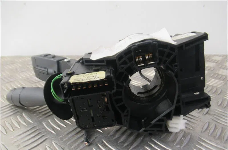 Bloc commodos Renault LAGUNA II (BG0-1_) 1.9 dci (bg08, bg0g) (2001-2007) occasion