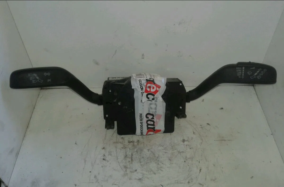 Bloc commodos SEAT IBIZA 2010 occasion
