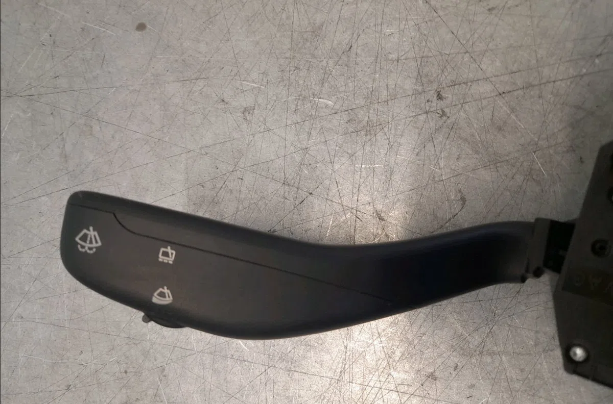 Bloc commodos Seat IBIZA III (6L1) 1.4 16v (2002-2007) occasion