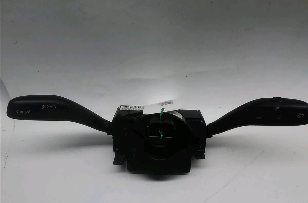 Bloc commodos Seat IBIZA III (6L1) 1.9 tdi (2002-2009) occasion