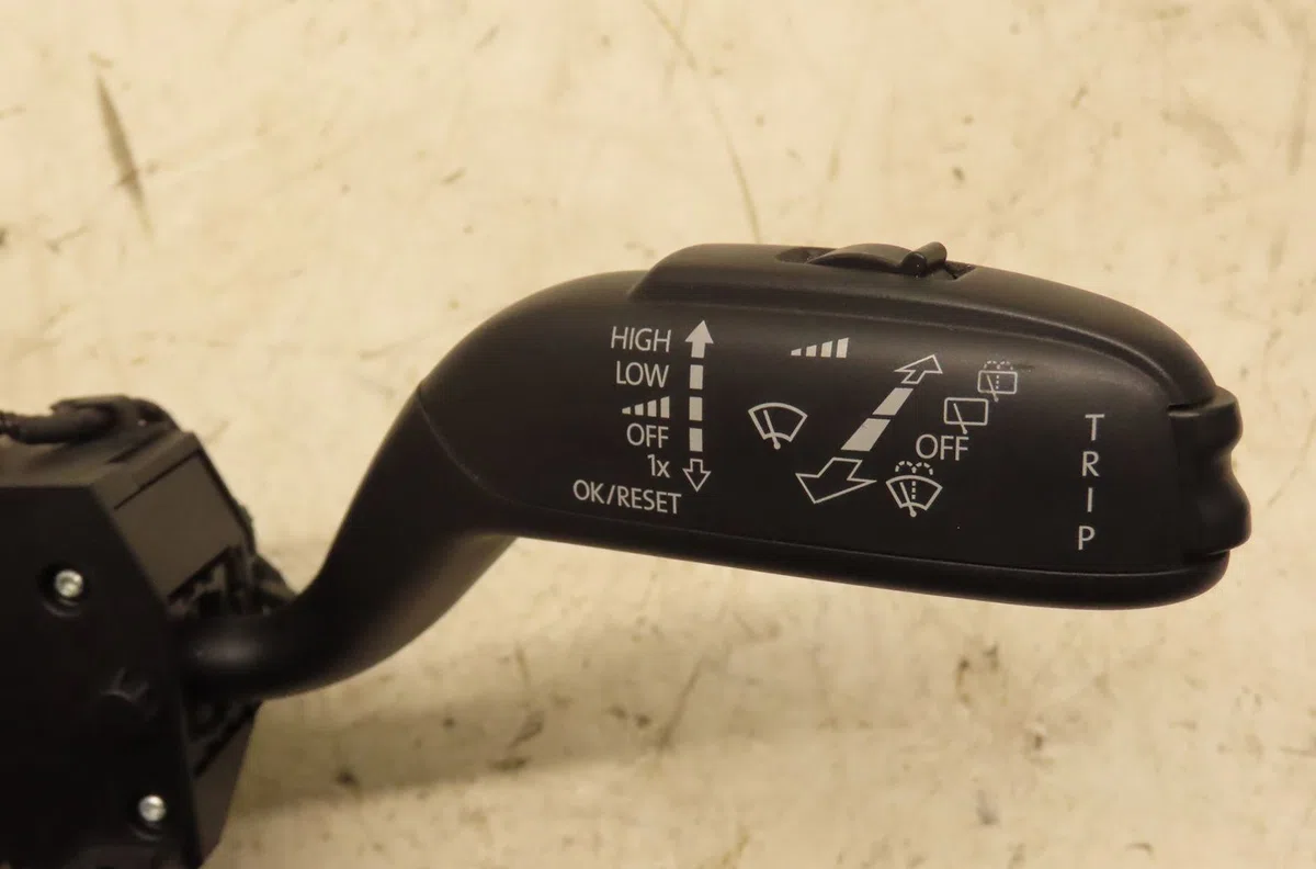 Bloc commodos Seat IBIZA IV (6J5, 6P1) 1.2 (2009-2011) occasion