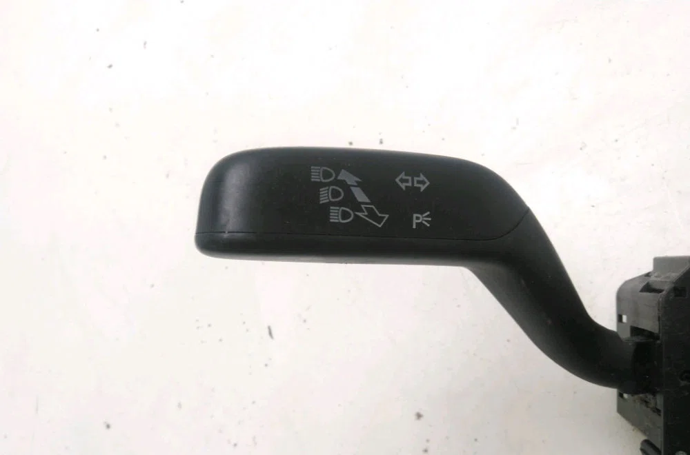 Bloc commodos Seat IBIZA IV (6J5, 6P1) 1.2 (2009-2011) occasion