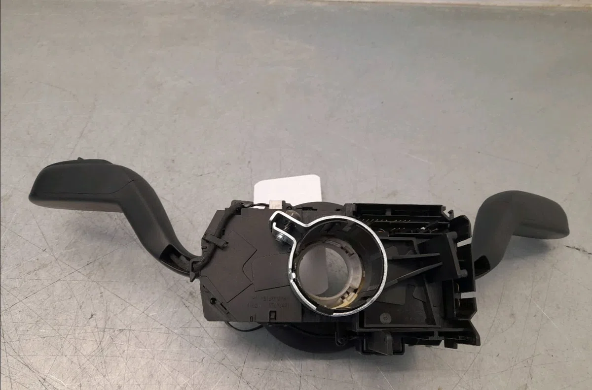 Bloc commodos Seat IBIZA IV (6J5, 6P1) 1.6 tdi (2009-2015) occasion