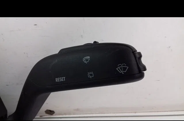 Bloc commodos Seat IBIZA IV (6J5, 6P1) 1.9 tdi (2008-2010) occasion