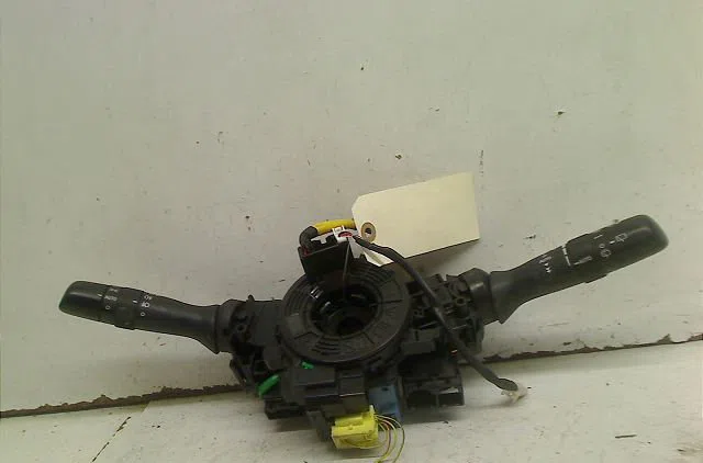 Bloc commodos Toyota AVENSIS Break (_T27_) 1.6 d4-d (wwt270_) (2015-2018) occasion
