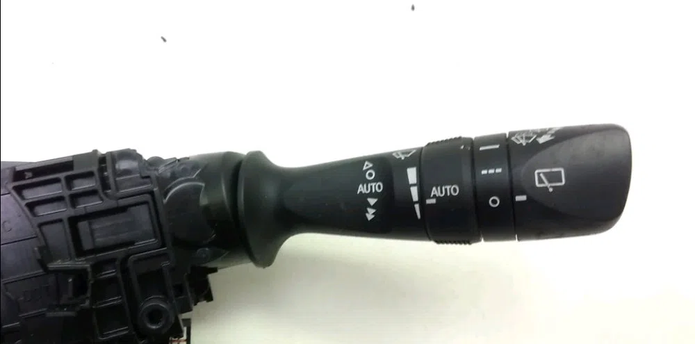 Bloc commodos Toyota RAV 4 IV (_A4_) 2.0 d (ala40_) (2012-2018) occasion