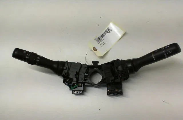 Bloc commodos TOYOTA YARIS III Phase 2 06-2014 occasion