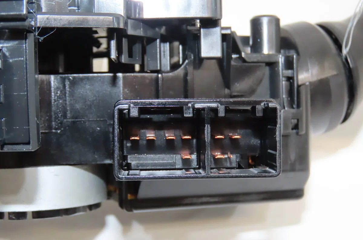 Bloc commodos Toyota YARIS (_P9_) 1.0 vvt-i (ksp90_) (2005-2011) 5 portes occasion