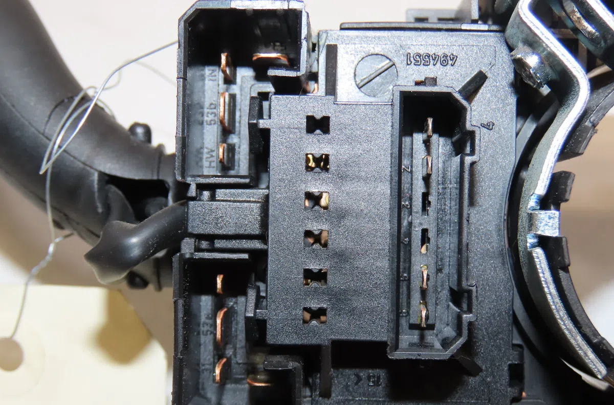 Bloc commodos Volkswagen FOX 3-5 portes (5Z1, 5Z3, 5Z4) 1.2 (2005-2011) occasion