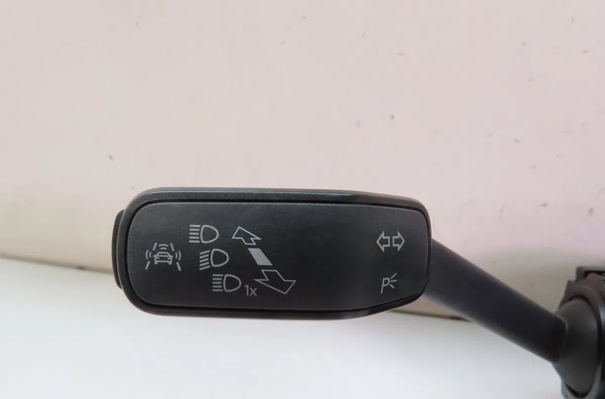 Bloc commodos VOLKSWAGEN GOLF 2014 occasion
