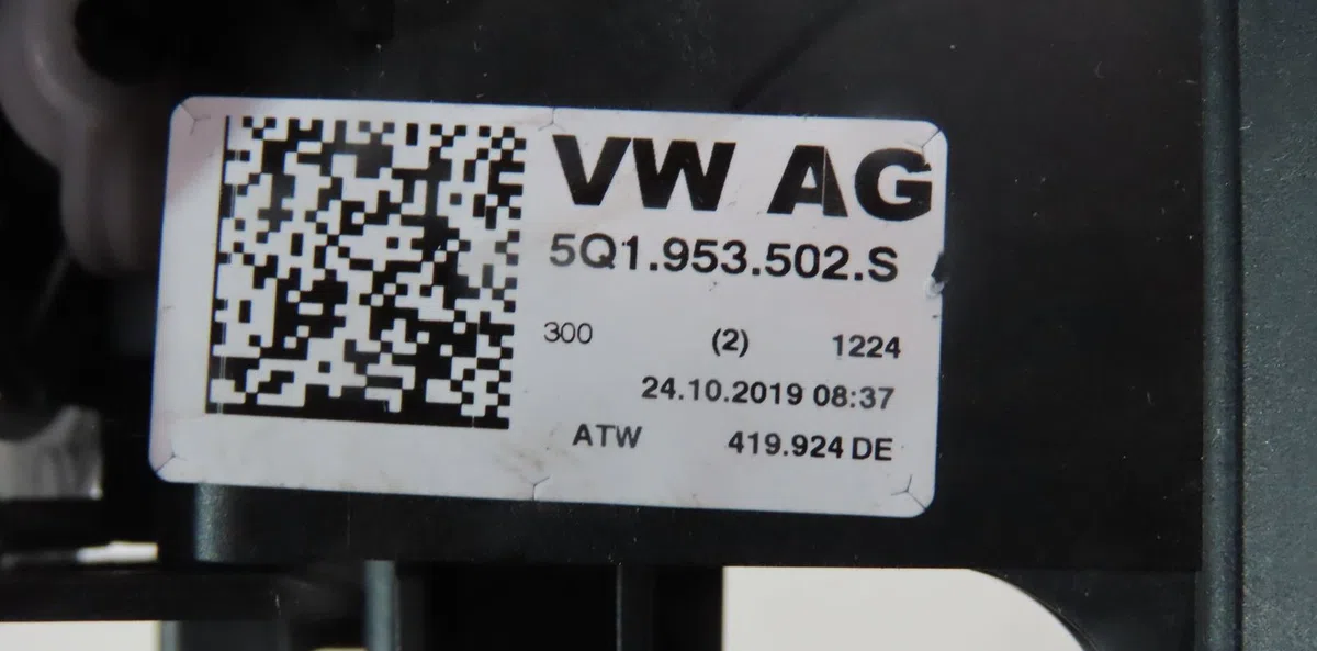 Bloc commodos Volkswagen PASSAT B8 (3G2, CB2) 1.6 tdi (2014) occasion