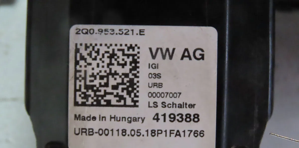 Bloc commodos Volkswagen POLO VI (AW1, BZ1, AE1) 1.0 tsi (2017) occasion