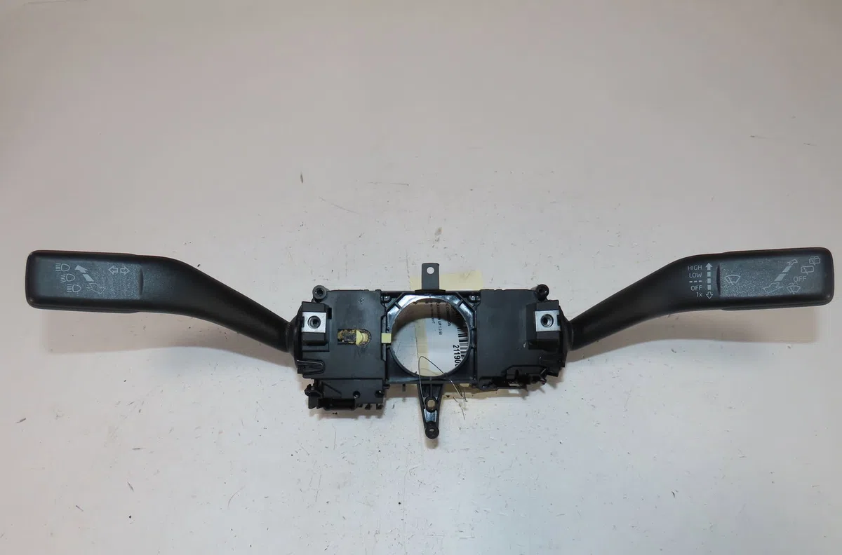 Bloc commodos Volkswagen UP! (121, 122, BL1, BL2, BL3, 123) 1.0 (2011-2020) 5 portes occasion