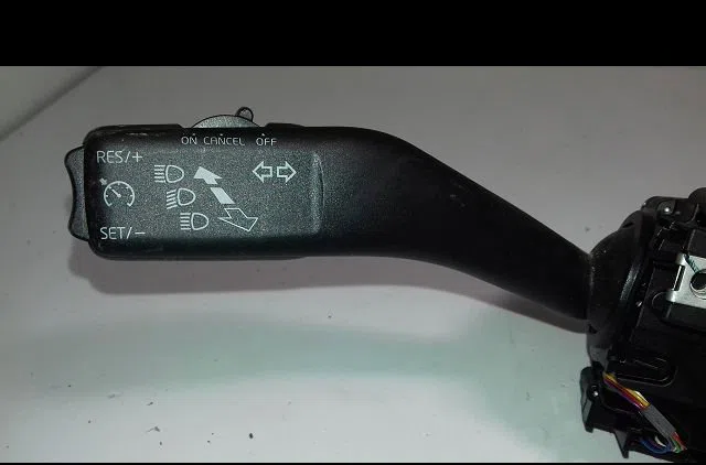 Bloc commodos Volkswagen UP! (121, 122, BL1, BL2, BL3, 123) 1.0 (2011-2020) 5 portes occasion