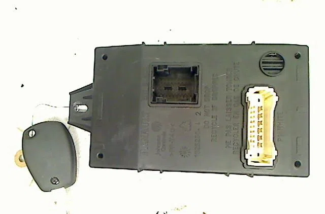 Bloc compteur  bsi Dacia SANDERO 1.5 dci (2010) occasion