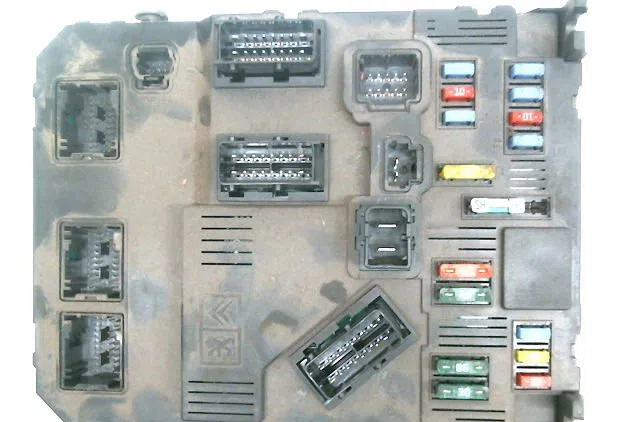 Bloc compteur  bsi PEUGEOT 1007 occasion