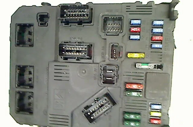 Bloc compteur  bsi Peugeot 206 (2L_, 2M_) 1.4 hdi eco 70 (2009-2013) 5 portes occasion