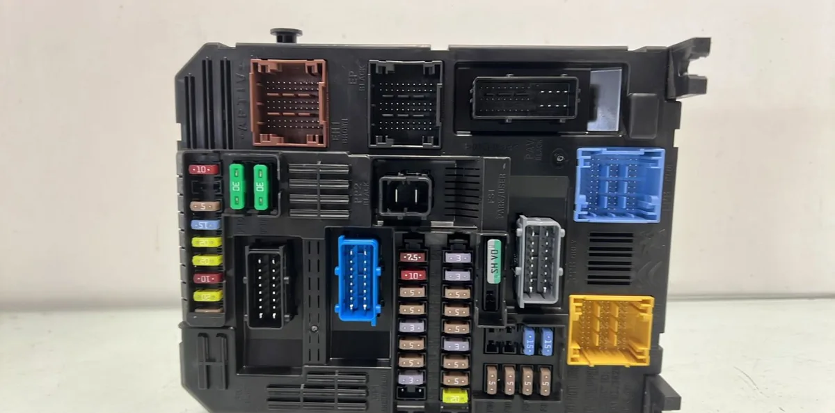 Bloc compteur bsi PEUGEOT 208 2 occasion