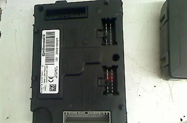 Bloc compteur  bsi Renault CLIO IV (BH_) 1.5 dci 90 (2012) 5 portes occasion