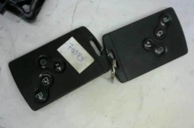 Bloc compteur  bsi Renault LAGUNA III (BT0-1) 1.5 dci (bt00, bt0a, bt0t, bt1j) (2007-2015) 5 portes occasion