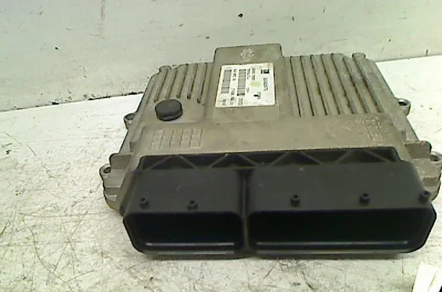 Bloc compteur  bsi Suzuki SWIFT III (MZ, EZ) 1.3 ddis (rs 413d) (2005) occasion
