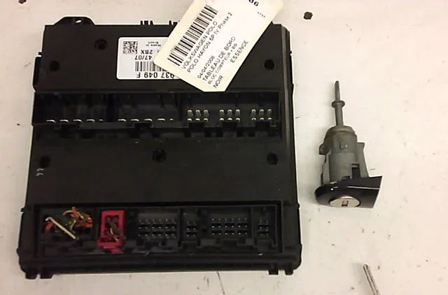 Bloc compteur  bsi Volkswagen POLO (9N_, 9A_) 1.6 16v (2006-2009) occasion