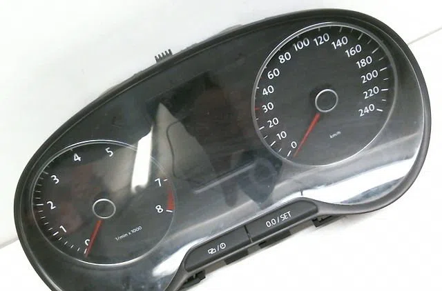 Bloc compteur  bsi Volkswagen POLO V (6R1, 6C1) 1.2 (2009) occasion