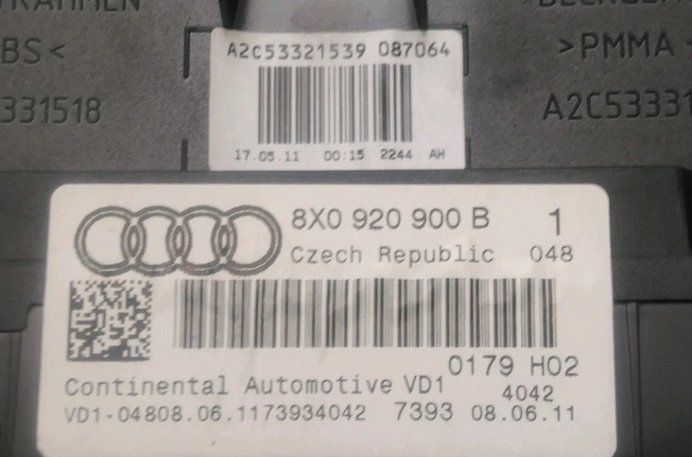 Bloc compteurs Audi A1 (8X1, 8XK) 1.2 tfsi (2010-2015) occasion