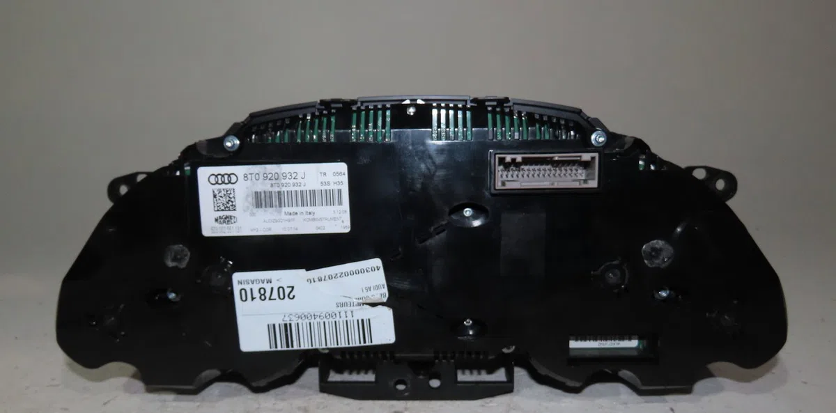 Bloc compteurs Audi A5 Décapotable (8F7) 2.0 tdi (2009-2012) occasion
