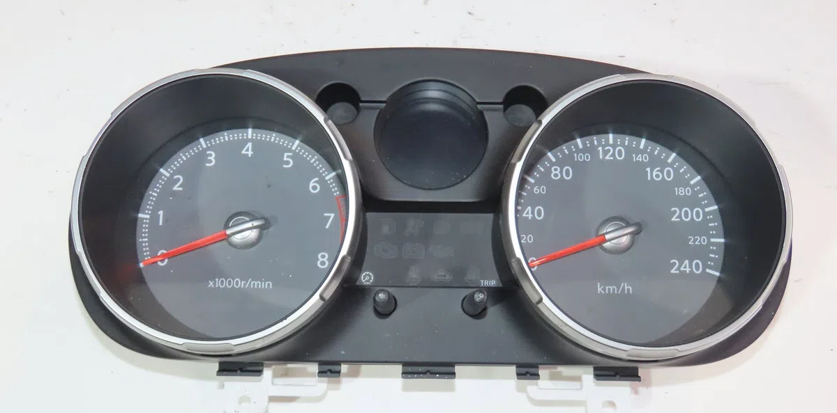 Bloc compteurs Nissan QASHQAI - QASHQAI 2 I (J10, NJ10, JJ10E) 2.0 traction intégrale (2007-2013) occasion